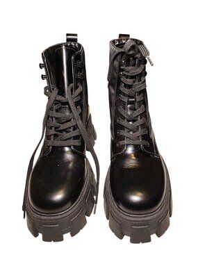 NWOB - Marc Fisher Chunky Platform Combat Boots (SKU#2113)